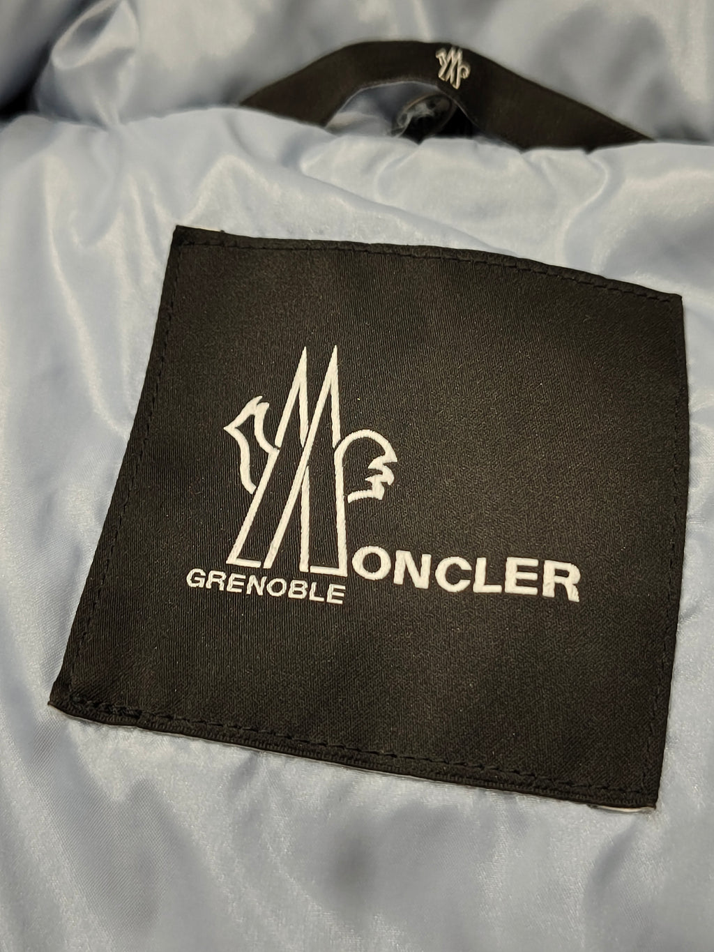 Original Moncler Grenoble "Lamar" Women's Luxury Performance Ski Down Jacket (Size 1 / Small)