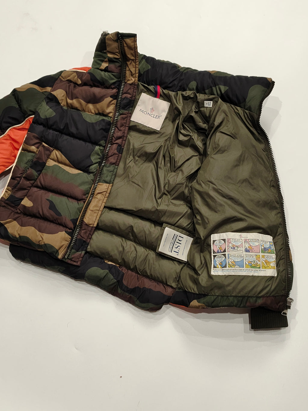 Original Moncler Enfant "Bremes" Kids Luxury Camouflage Down Jacket (6 Years / 116 cm)