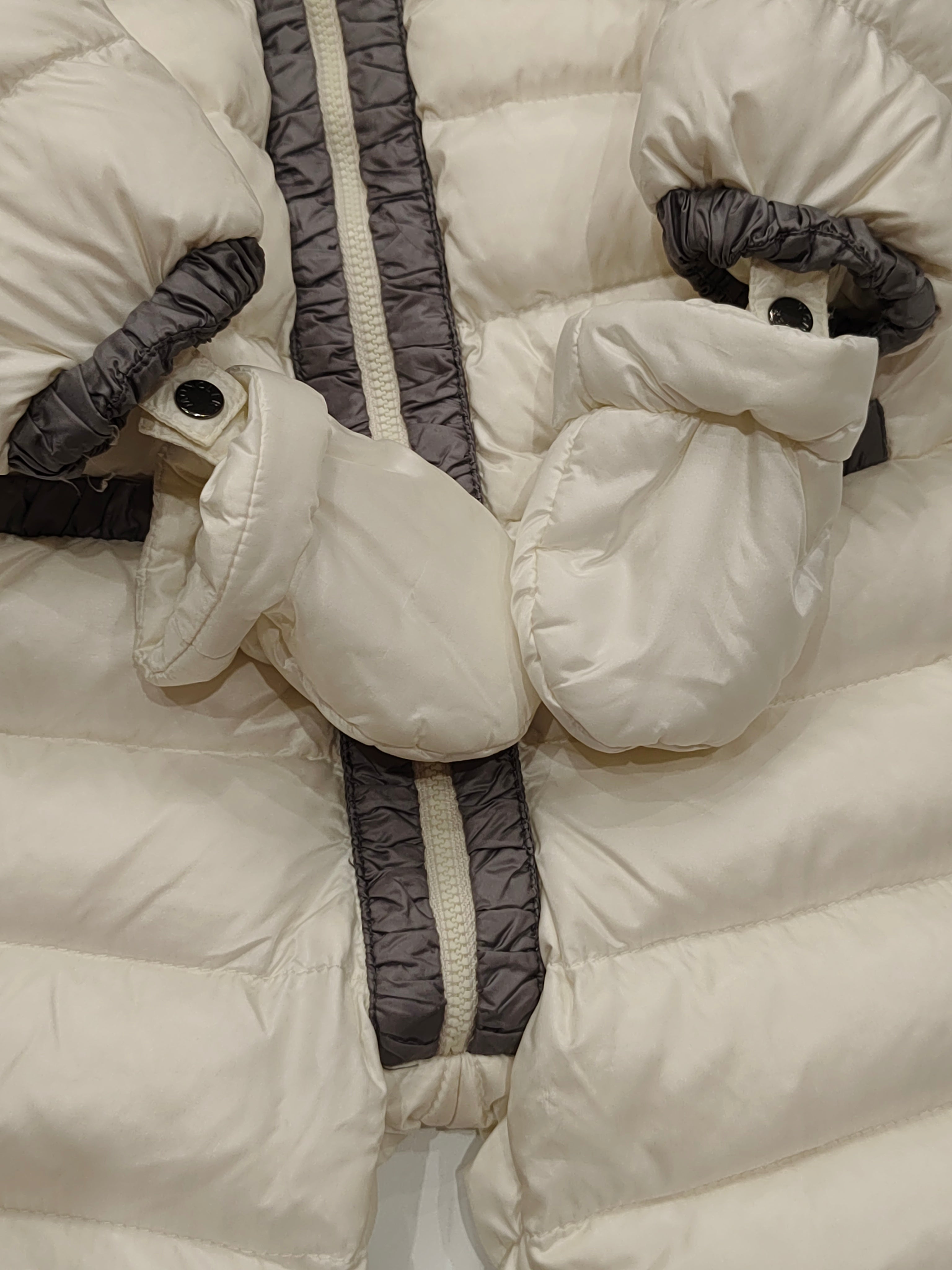 Original Moncler Enfant Baby Luxury Down Snowsuit Set with Mittens & Booties (6-9 Months)