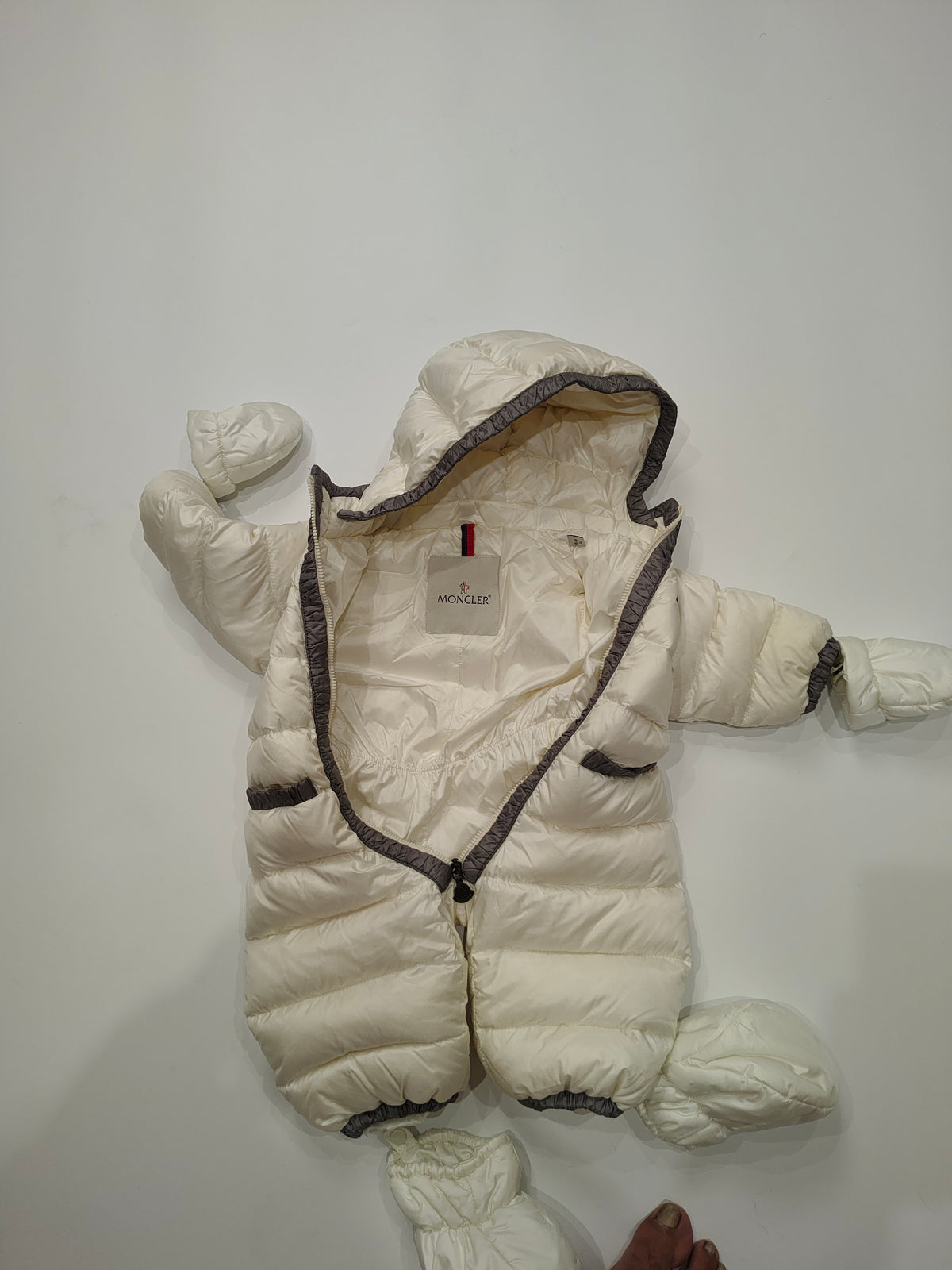 Original Moncler Enfant Baby Luxury Down Snowsuit Set with Mittens & Booties (6-9 Months)
