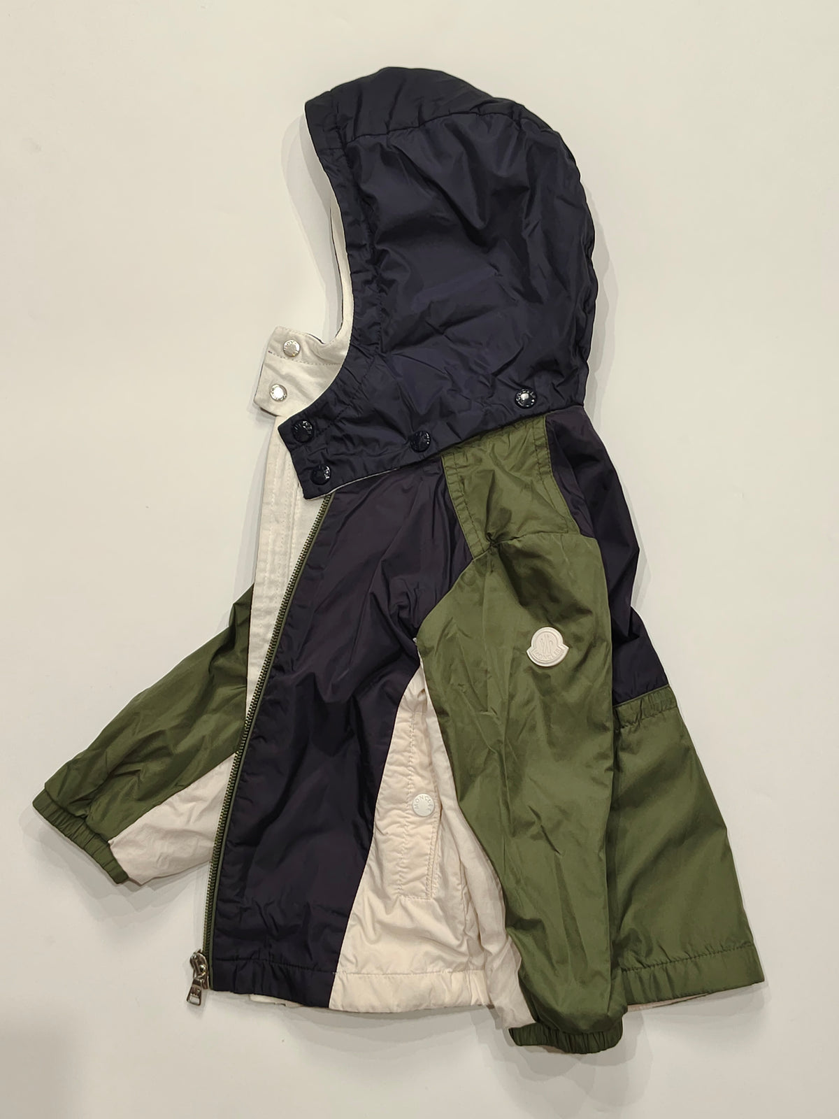 Original Moncler Enfant "Barratier" Baby Boys Luxury Color-Block Windbreaker Jacket (18-24 Months / 86 cm)