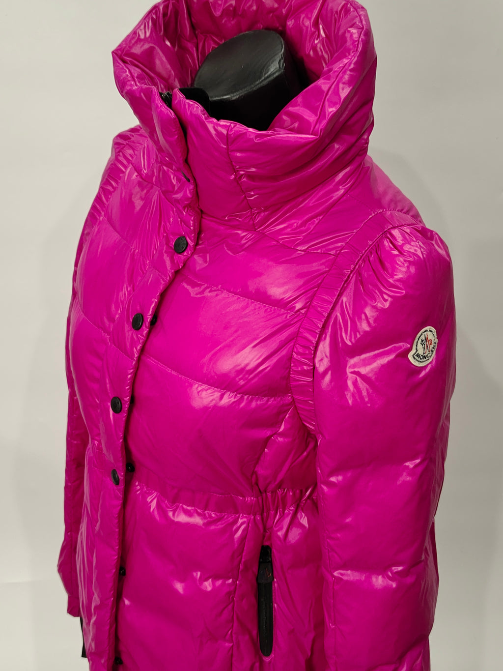 Original Moncler Enfant Girls Luxury Glossy Fuchsia Ski Down Jacket (14 Years / 164 cm)