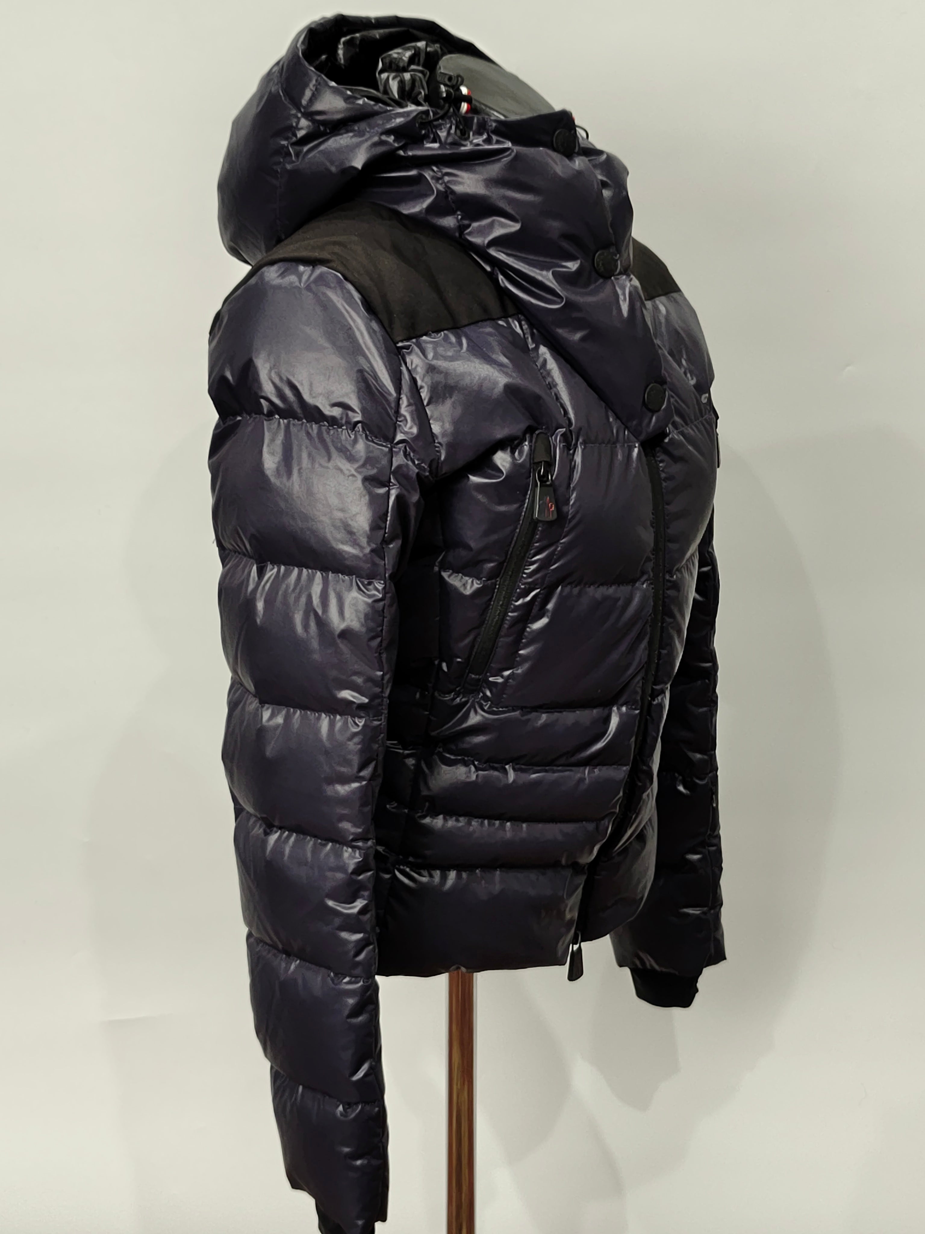 Original Moncler Grenoble "Casies" Women's Luxury Performance Ski Down Jacket (Size 0 / XS)