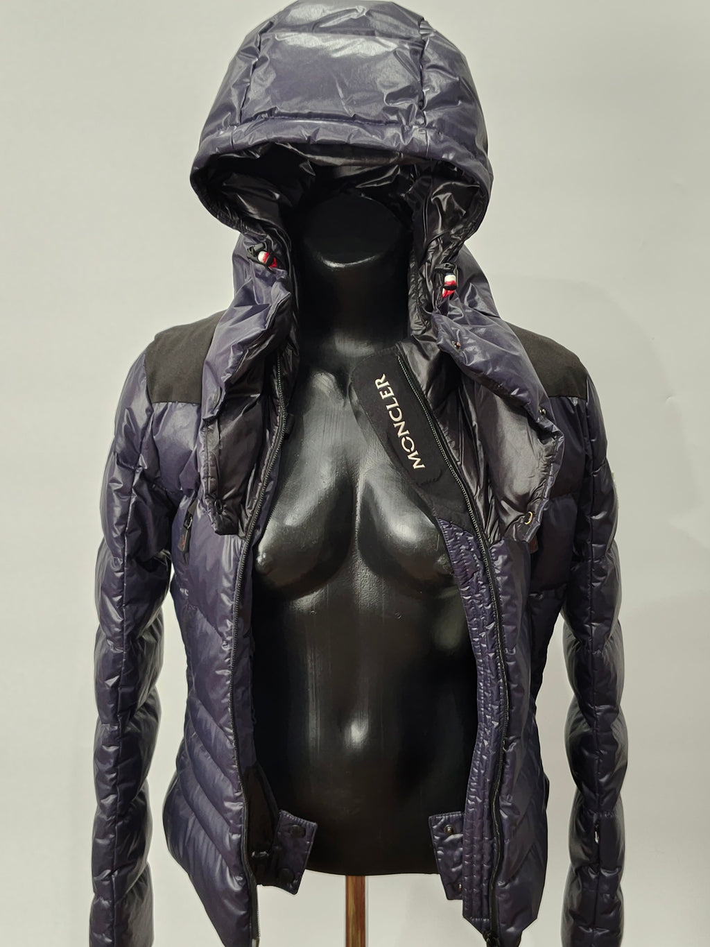 Original Moncler Grenoble "Casies" Women's Luxury Performance Ski Down Jacket (Size 0 / XS)