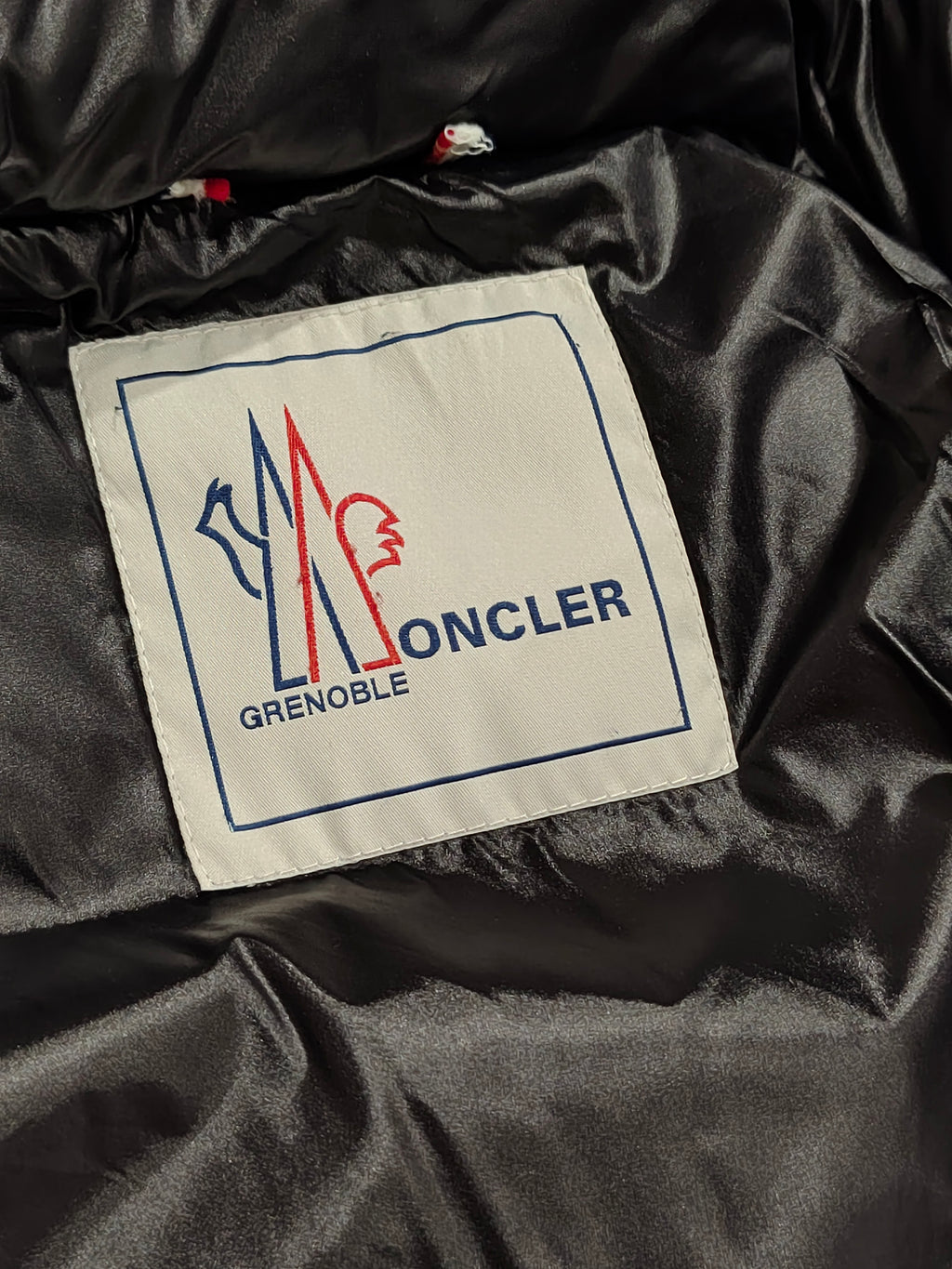 Original Moncler Grenoble "Casies" Women's Luxury Performance Ski Down Jacket (Size 0 / XS)