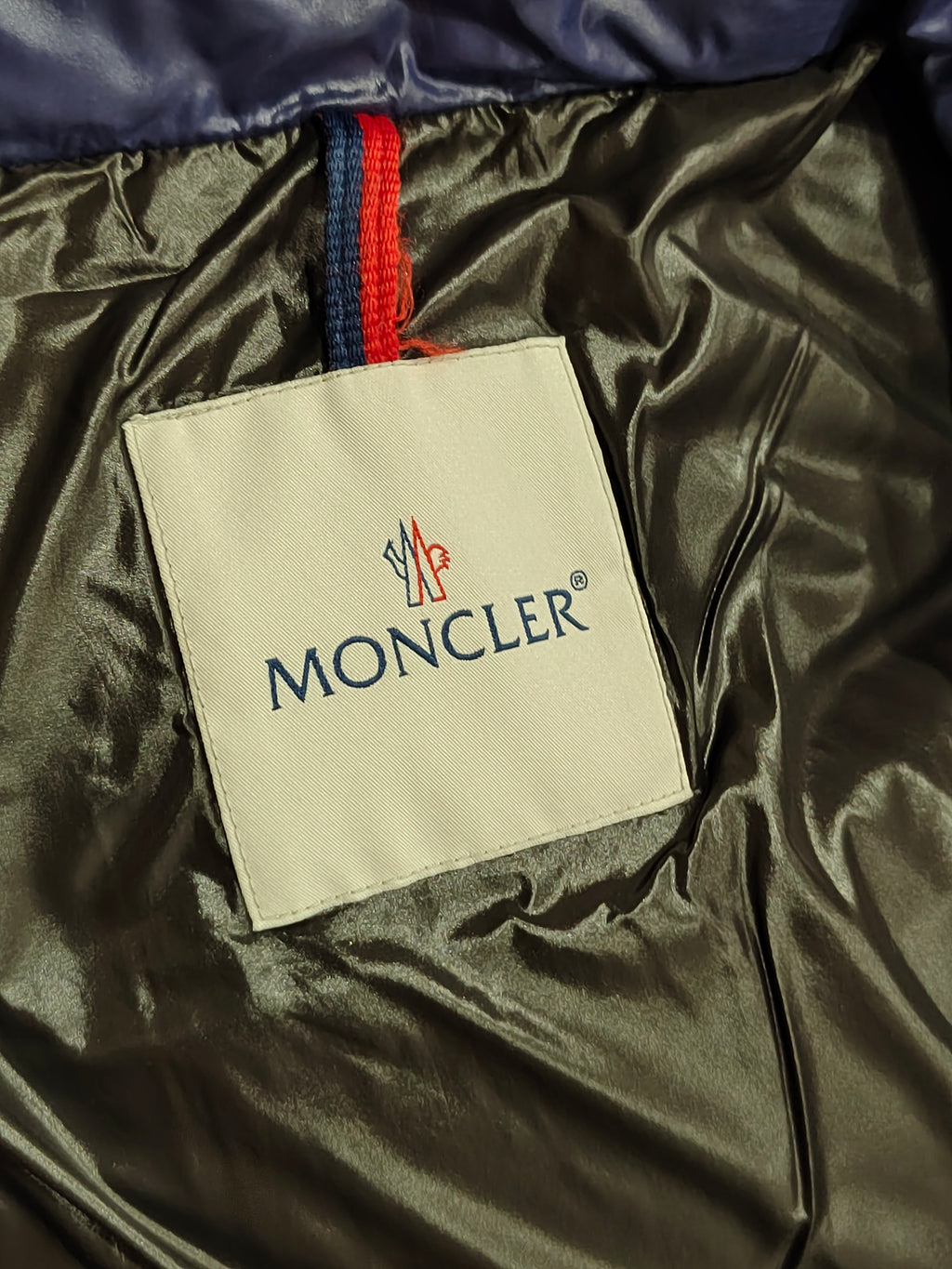 Original Moncler Enfant Girls Luxury Glossy Blueberry Winter Down Coat with Real Fur (14 Years / 164 cm)