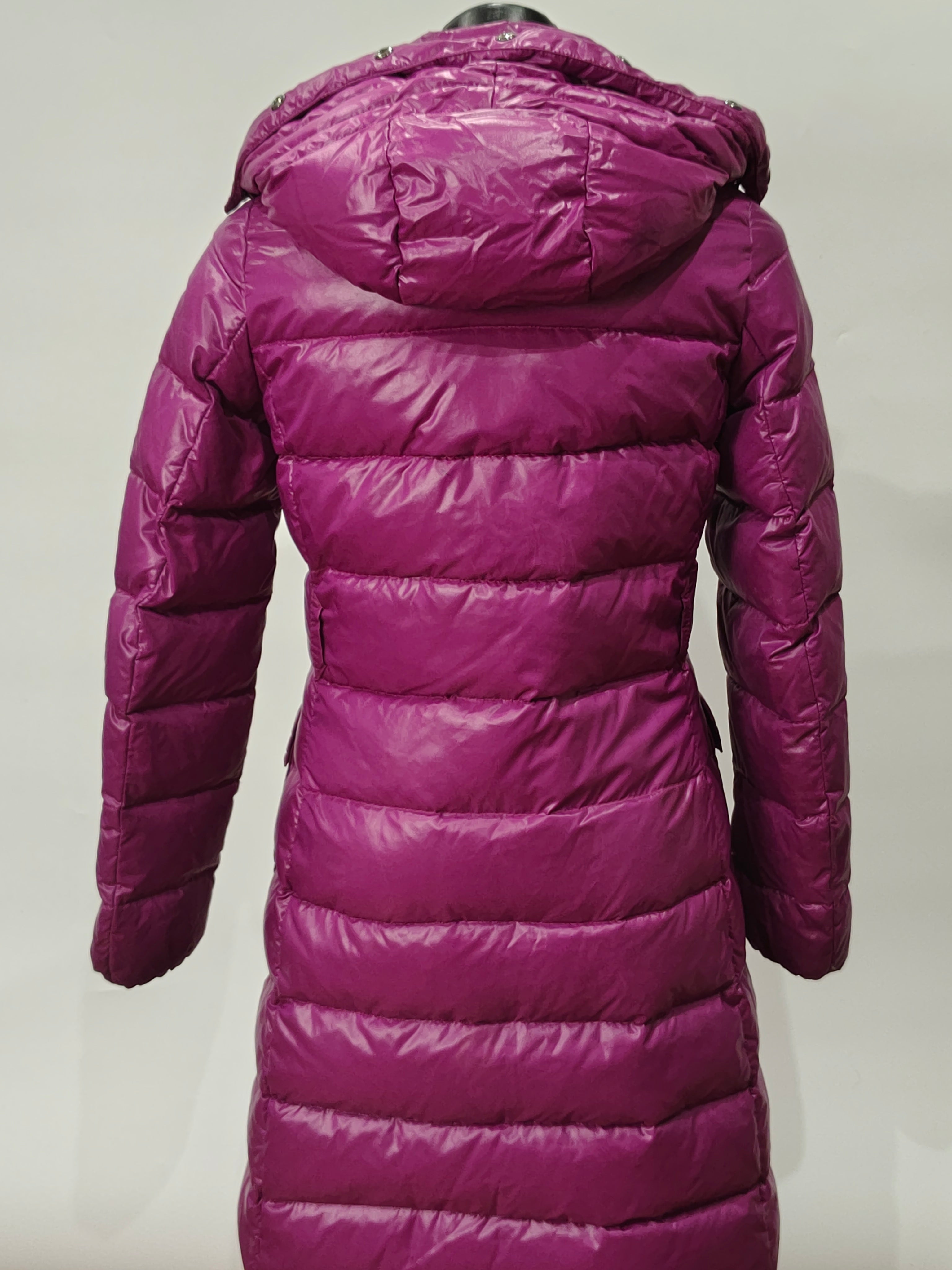 Original Moncler Enfant "Hamuta" Girls Luxury Glossy Purple Down Coat (14 Years / 164 cm)
