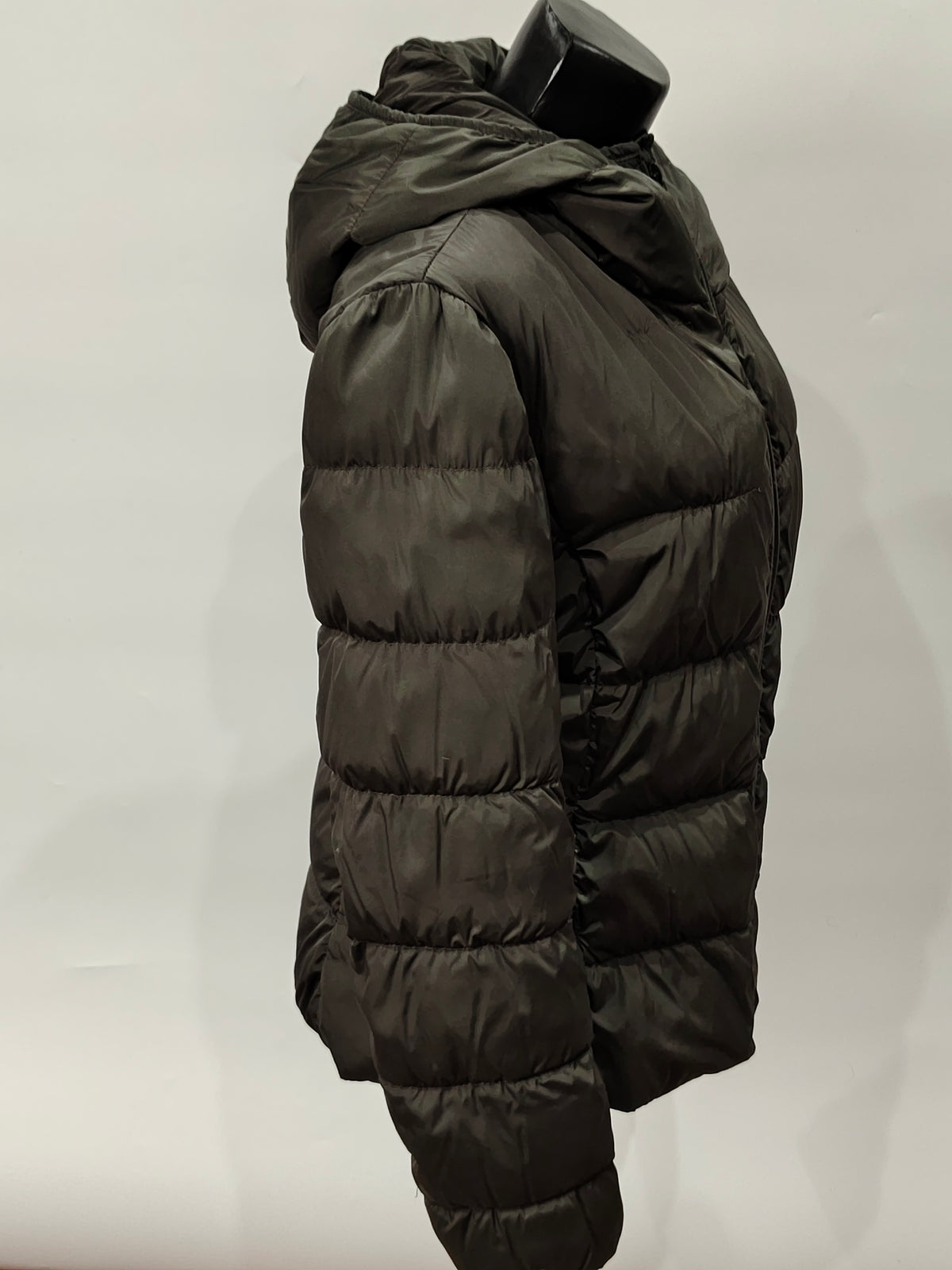 Original Vintage Moncler "Arum" Women's Luxury Hooded Down Jacket (Size 2 / Medium)