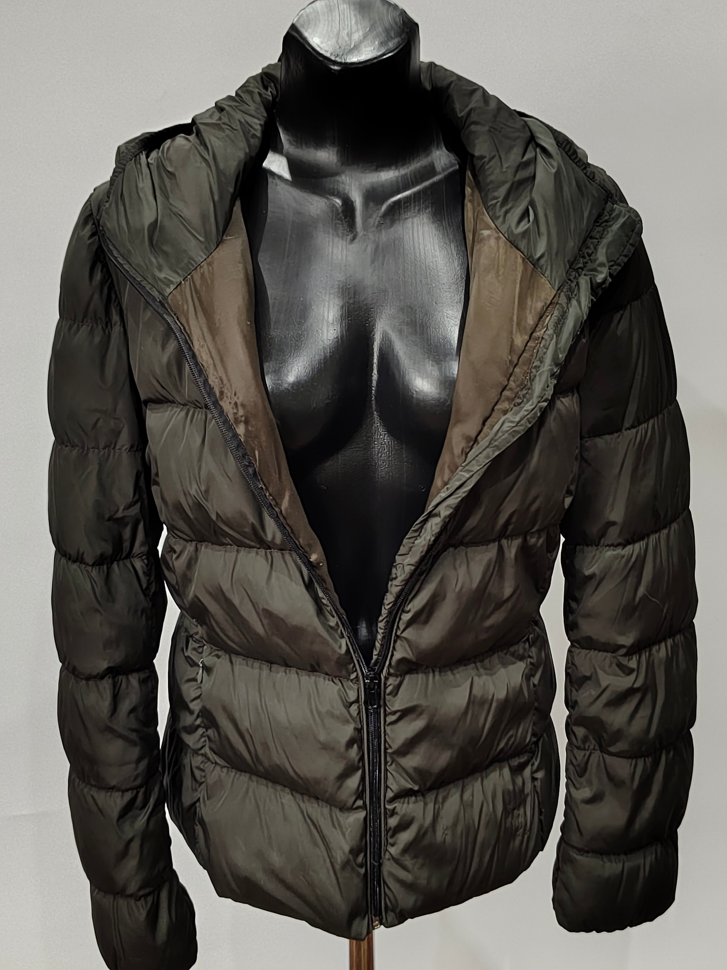 Original Vintage Moncler "Arum" Women's Luxury Hooded Down Jacket (Size 2 / Medium)